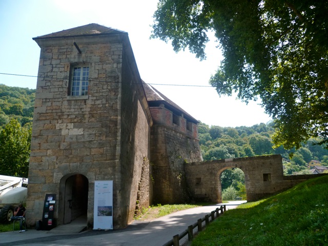 1312560474_0.jpg