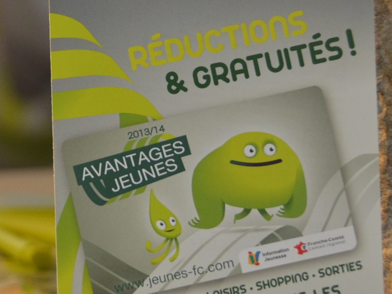 carteavantagesjeunesFrancheComt20132.JPG