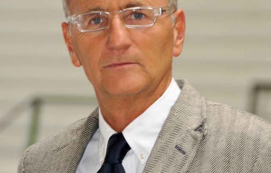 photoav.jpg