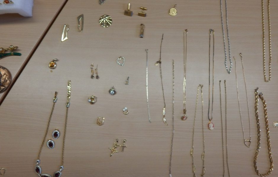 gendarmerie_-_4_identification_bijoux.jpg