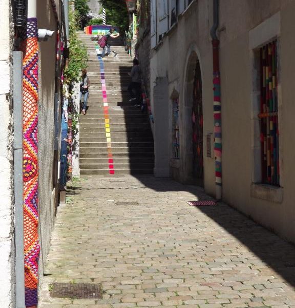 yarn_bombing_072.jpg