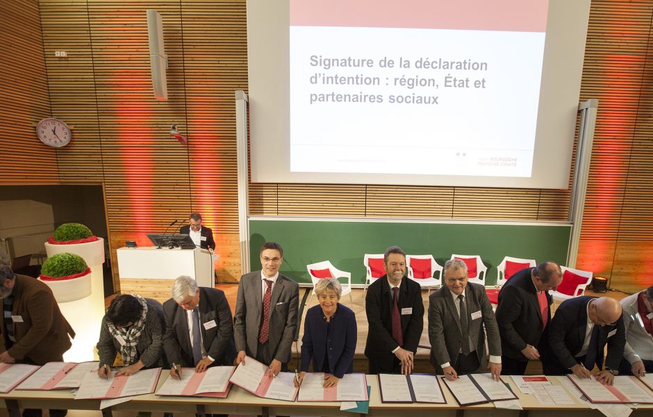 signaturedialoguesocial5295cdavidcesbron.jpg