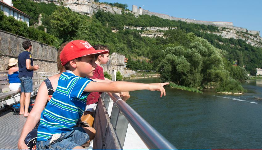 Jouez pour gagner des balades en bateau mouche 