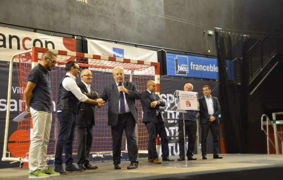 Jean-Louis Fousseret lors de la présentation de l'équipe de l'ESBF au mois de septembre 2018 © Hélène Loget ©