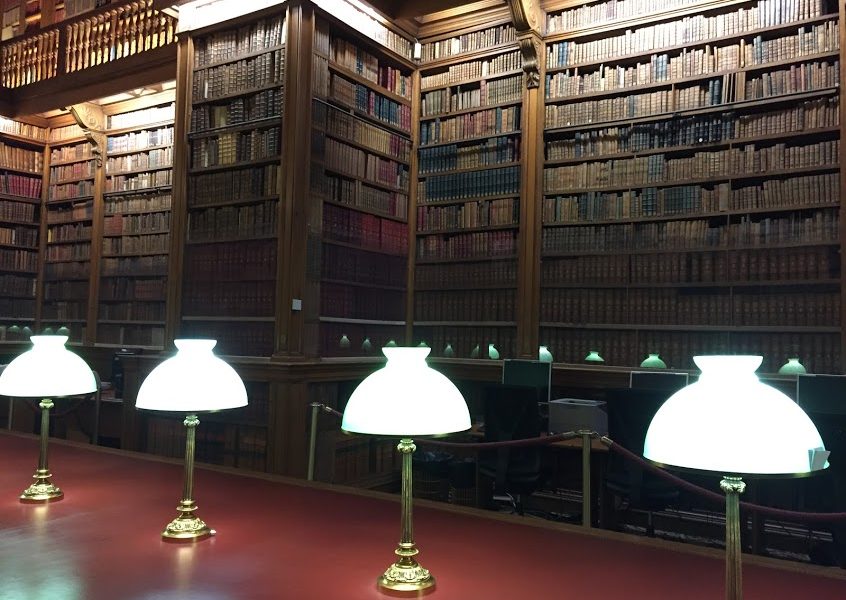 bibliothèque de l'assemblée nationale © DP   ©