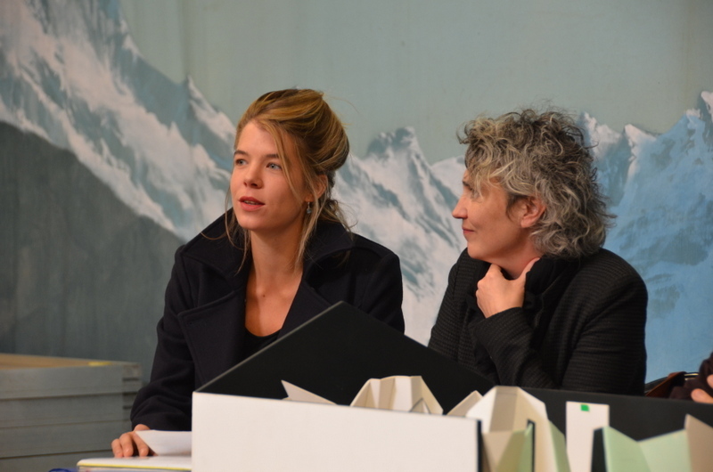Léna Brissoni, plasticienne et scénographe et Célie Pauthe, directrice du CDN ©Alexane Alfaro ©