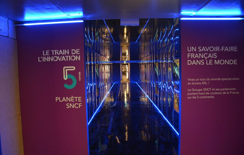 LA PLANÈTE DU GROUPE SNCF. La voiture 5 nous emmène découvrir les savoir-faire du groupe SNCF dans le monde. © d poirier ©