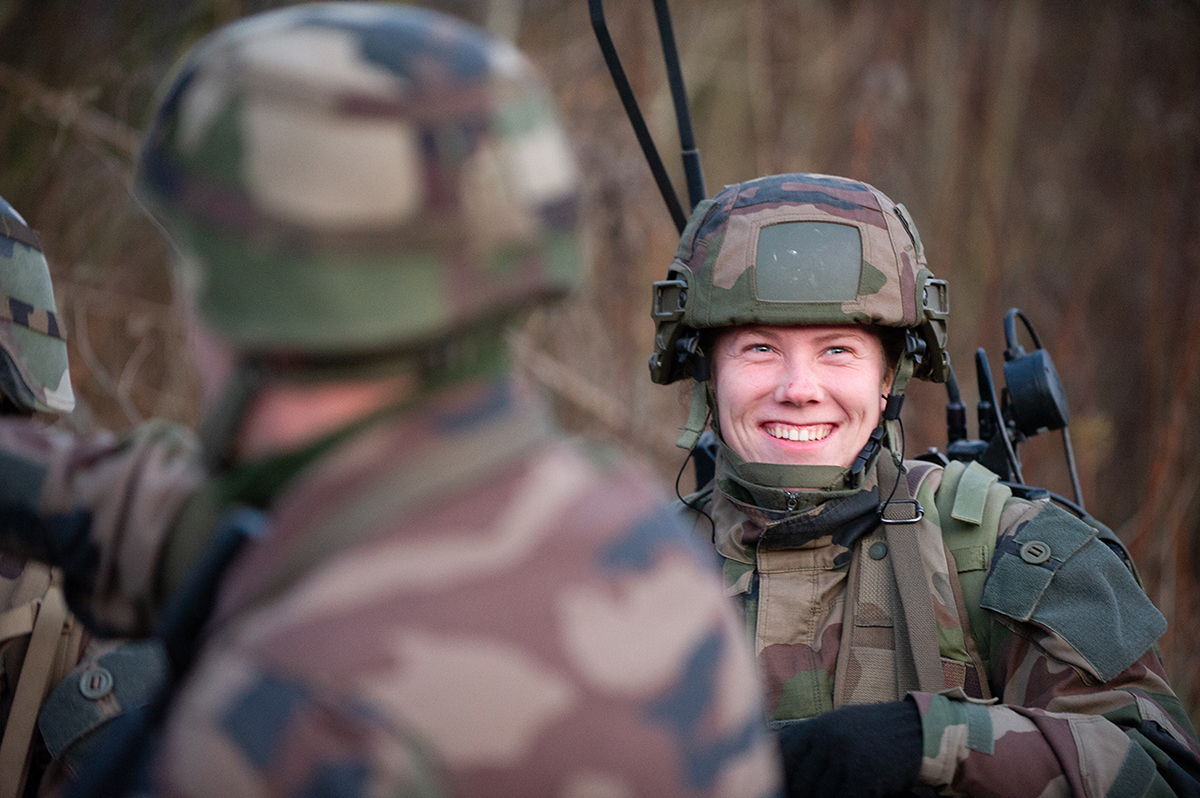 Le 22 novembre 2018 à Grostenquin, portrait du soldat Anaïs de la formation de la FTS combattant des SIC du centre de formation initiale militaire de Dieuze.??Dans le cadre de la formation de la FTS, combattant des SIC du centre de formation initiale militaire de Dieuze, la 11ème section a effectué une sortie terrain à Grostenquin, du mercredi 21 novembre au jeudi 22 novembre 2018. ©