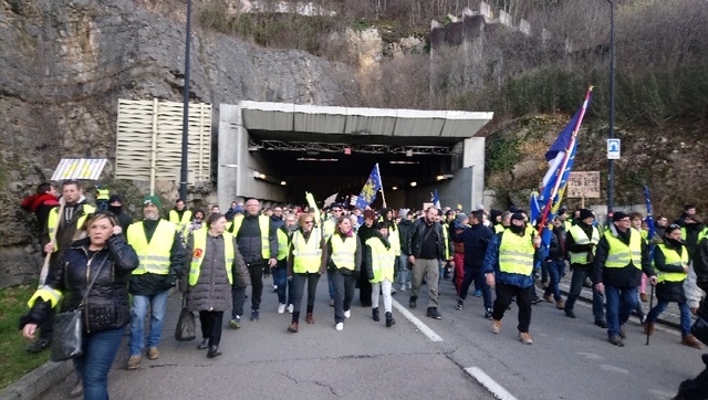 Manifestation des Gilets jaunes le 19 janvier 2019 ©maCommune ©