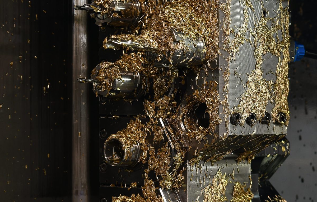 dépôt de copeaux sur machine après usinage © Christophe Florian