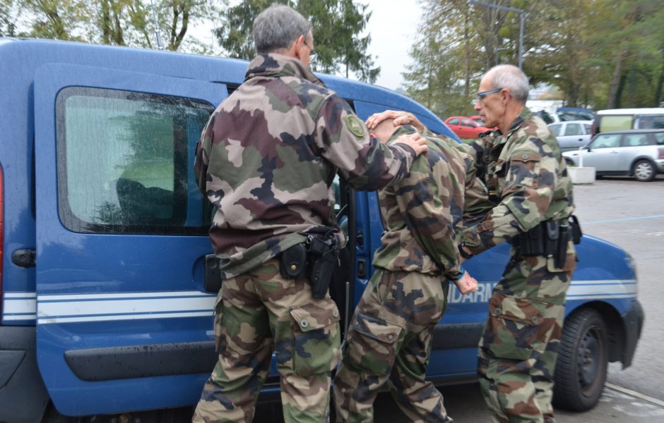 Exercice lors de la Préparation Militaire Gendarmerie octobre 2019 © Hélène Loget ©