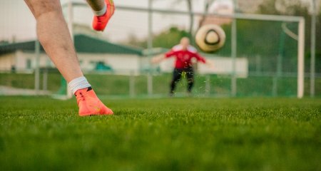 Rixe lors d’un match de foot à Besançon : le maire condamne des “actes scandaleux” • macommune.info