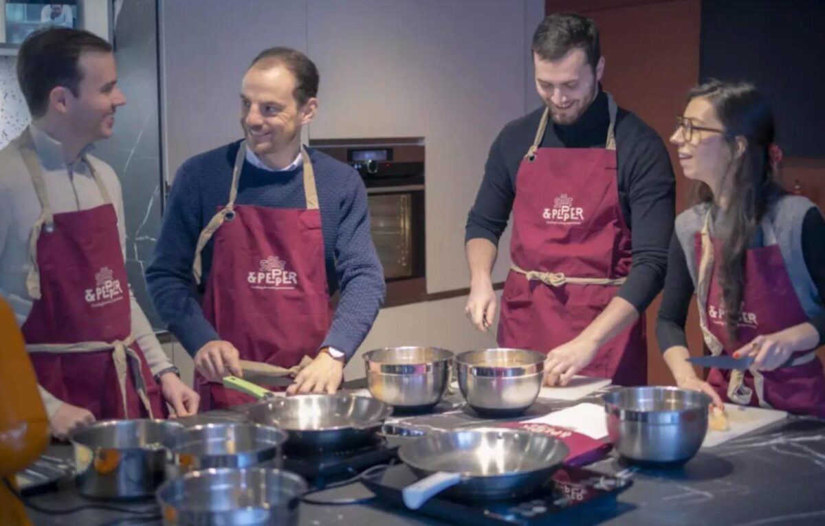 Team building culinaire chez Salt & Pepper à Dijon • macommune.info