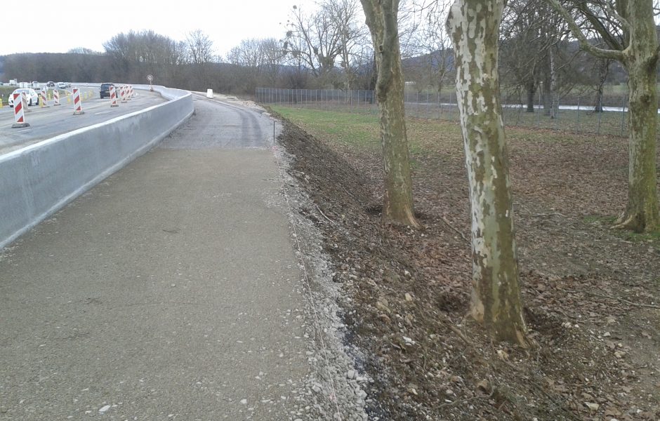 nouvel aménagement cyclable entre la piscine de Chalezeule et l’Eurovéloroute à Chalèze