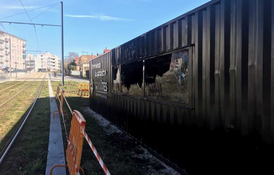 Incendie de la maison du projet de l'écoquartier des Vaites - Besançon 25 février 2019 © DR ©