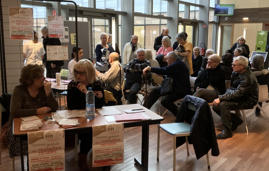 SNR HNFC stand infos et dépistage 08 03 2018