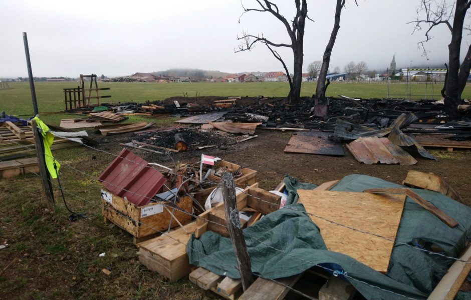 Le camp des gilets jaunes à Pontarlier le 3 avril 2019 © PP ©