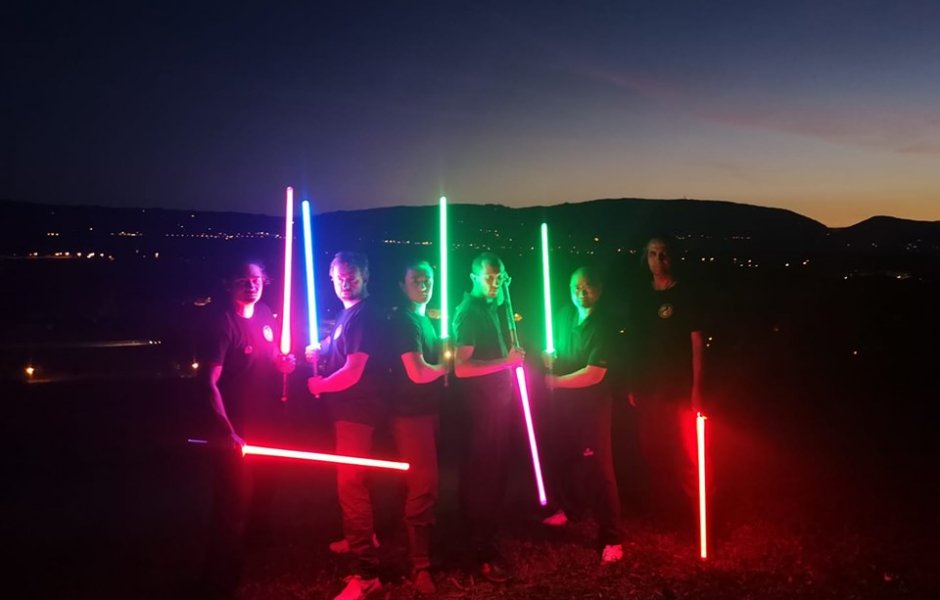 VIDEO. Ce fan de Star Wars lance des cours de sabre laser dans le Morbihan