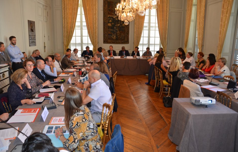 © Hélène Loget &copy;