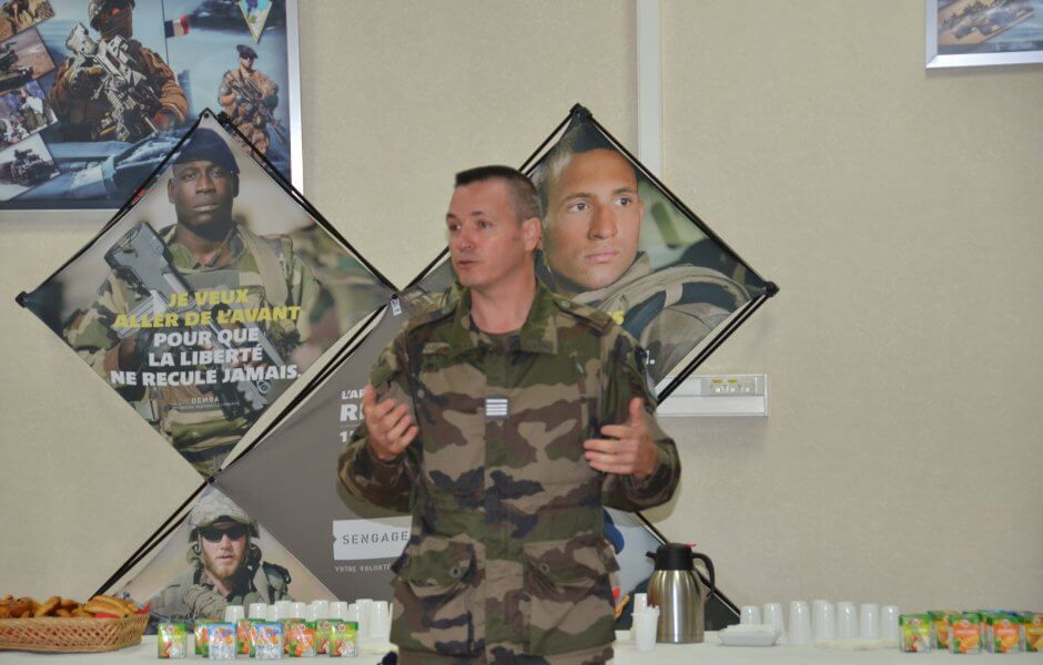 Capitain Engels, commandant le centre d'information et de recrutement des forces armées de Besançon ©Hélène Loget ©