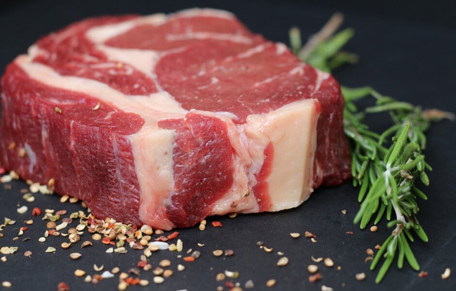 ©https://pixabay.com/fr/photos/viande-alimentation-boeuf-steak-3139641/ ©