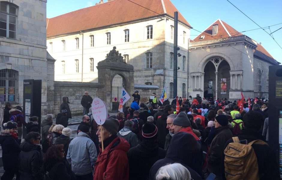 Manifestation du 5 décembre à Besançon ©Hélène Loget ©