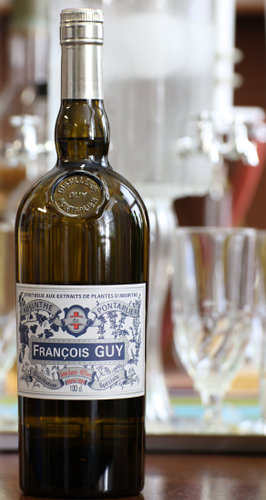 L'absinthe de Pontarlier la ©Distillerie Guy ©