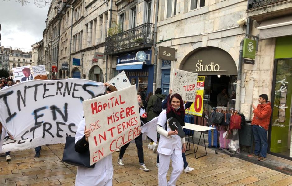 Manifestation des internes à Besançon le 13 décembre 2019 ©Damien Poirier ©