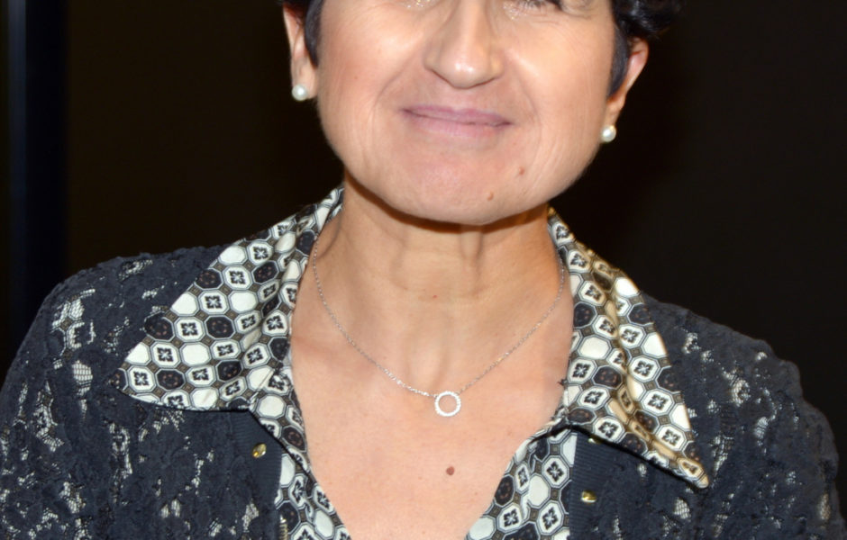 24 - Nora MAKHLOUFI, 53 ans, Agent administratif éducation nationale, Montrapon <span class='copyright'>©</span>
