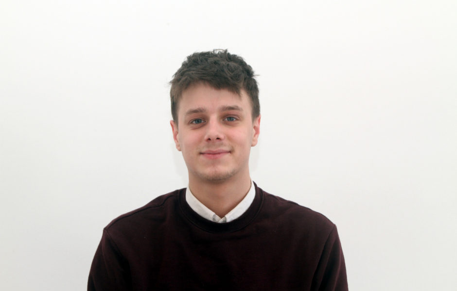 53 - Bastien Heche - 20 ans - Etudiant - MOUILLÈRE <span class='copyright'>©</span>