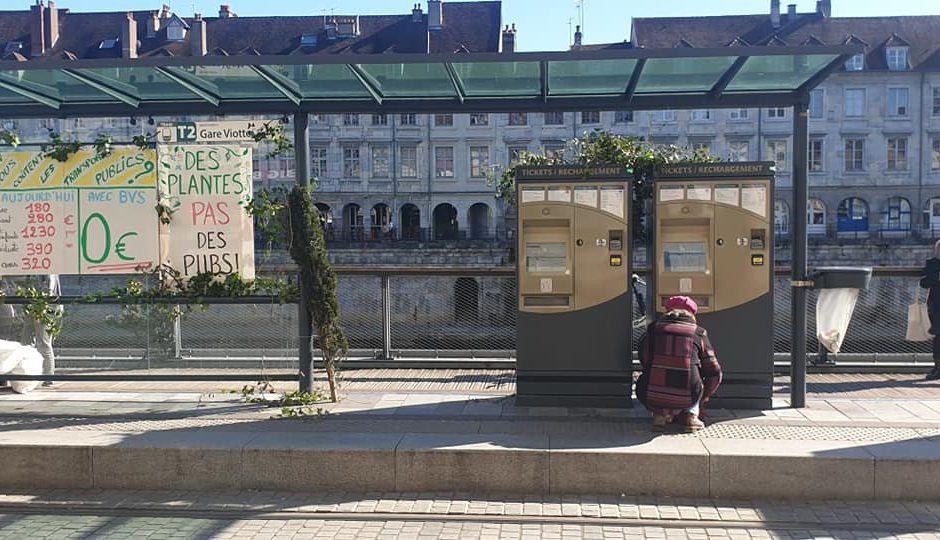 Action de désobéissance civile le 22 février à Besançon ©Besançon Verte et Solidaire ©