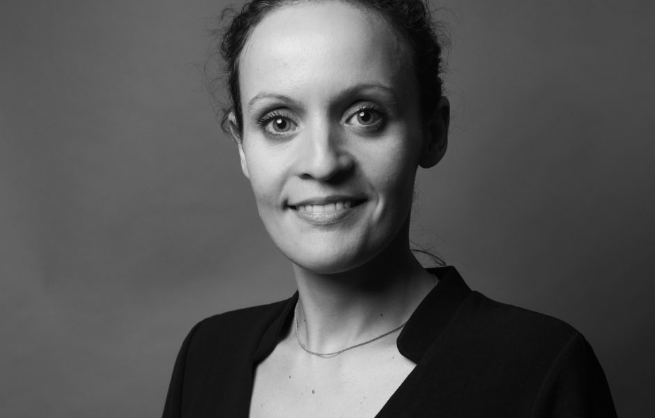 17.	ALINE CHAUVEZ - 36 ans - déléguée médicale- Quartier des Tilleroyes <span class='copyright'></img>©</span>