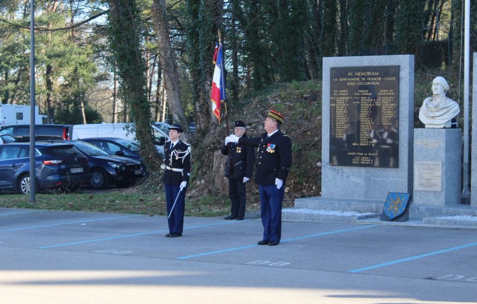 Gendarmerie de Besançon : prise de commandement du chef d’escadron Nelly WILMOT ©dr ©