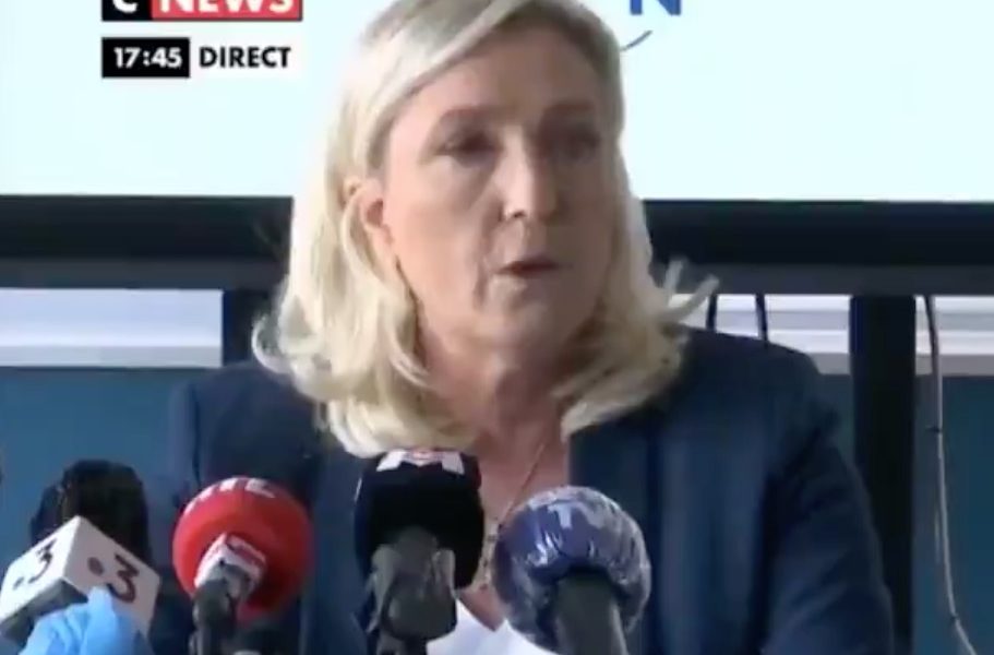 ©Capture interview de Marine Le Pen sur CNews ©