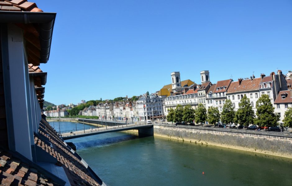 De l'autre côté aussi, la vue séduit. ©