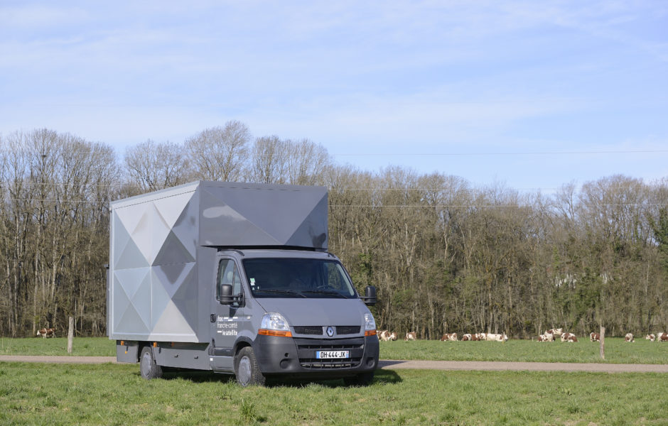 Le Satellite du Frac Franche-Comté sur les routes, 2018. Photo : Nicolas Waltefaugle ©