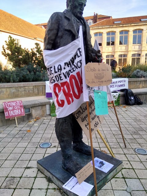 © Solidarité Femmes 25 ©