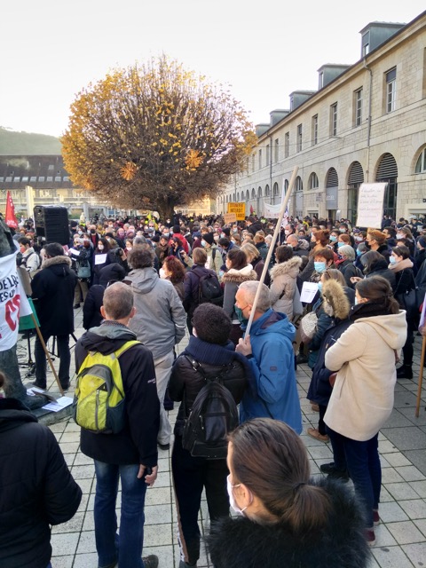 © Solidarité Femmes 25 ©