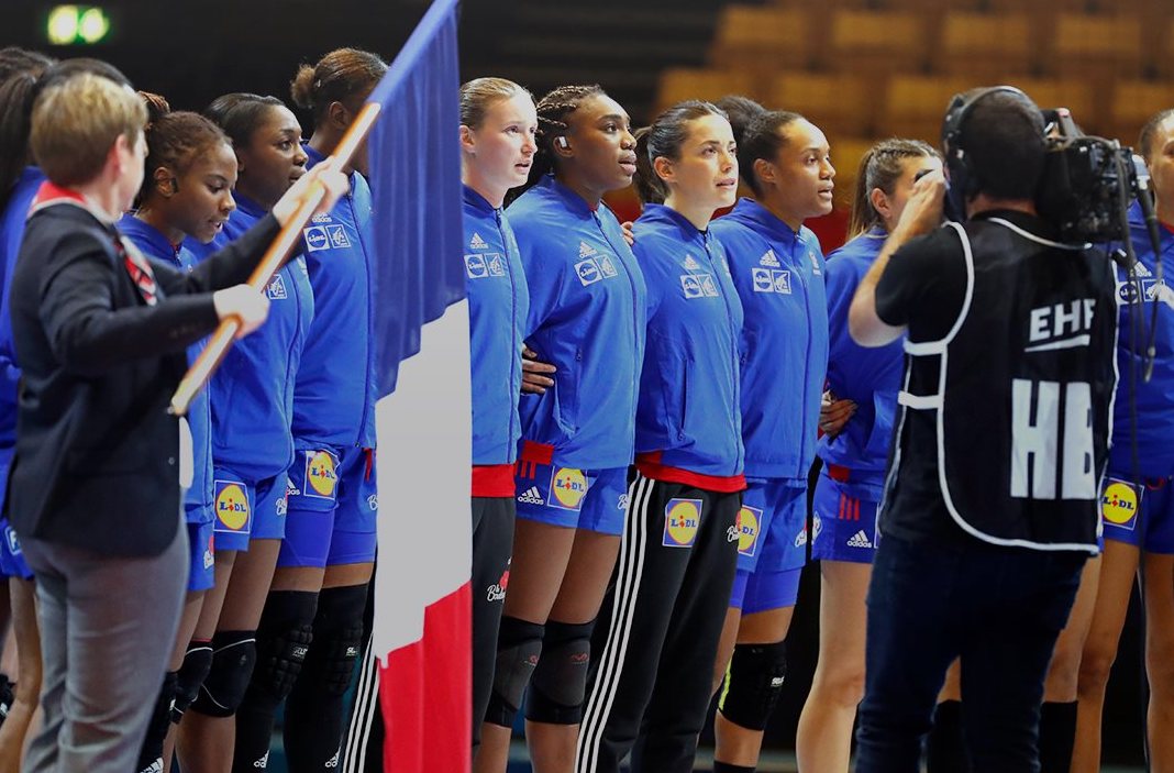  © Facebook Equipes de France de Handball 