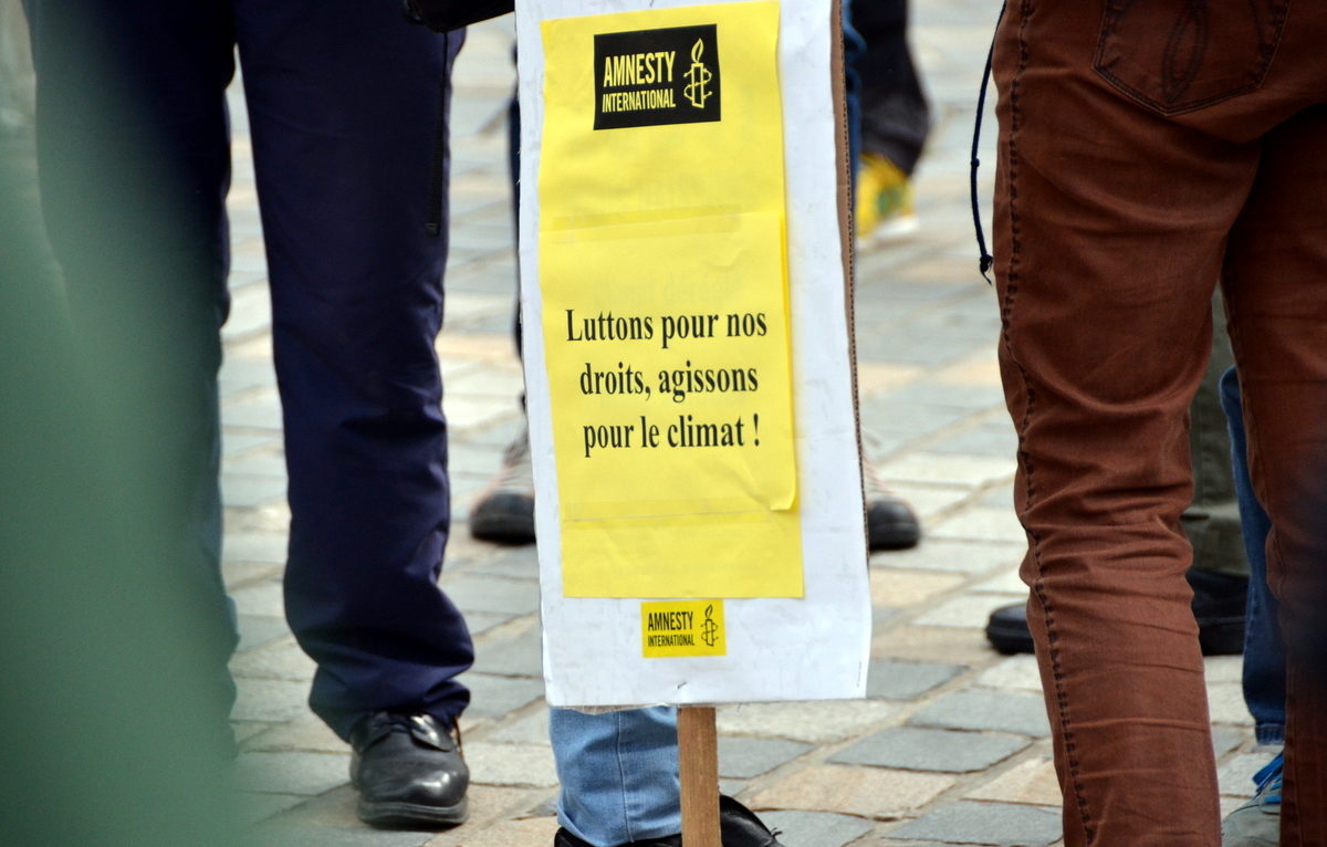 Marche pour le climat le 19 mars à Besançon. ©