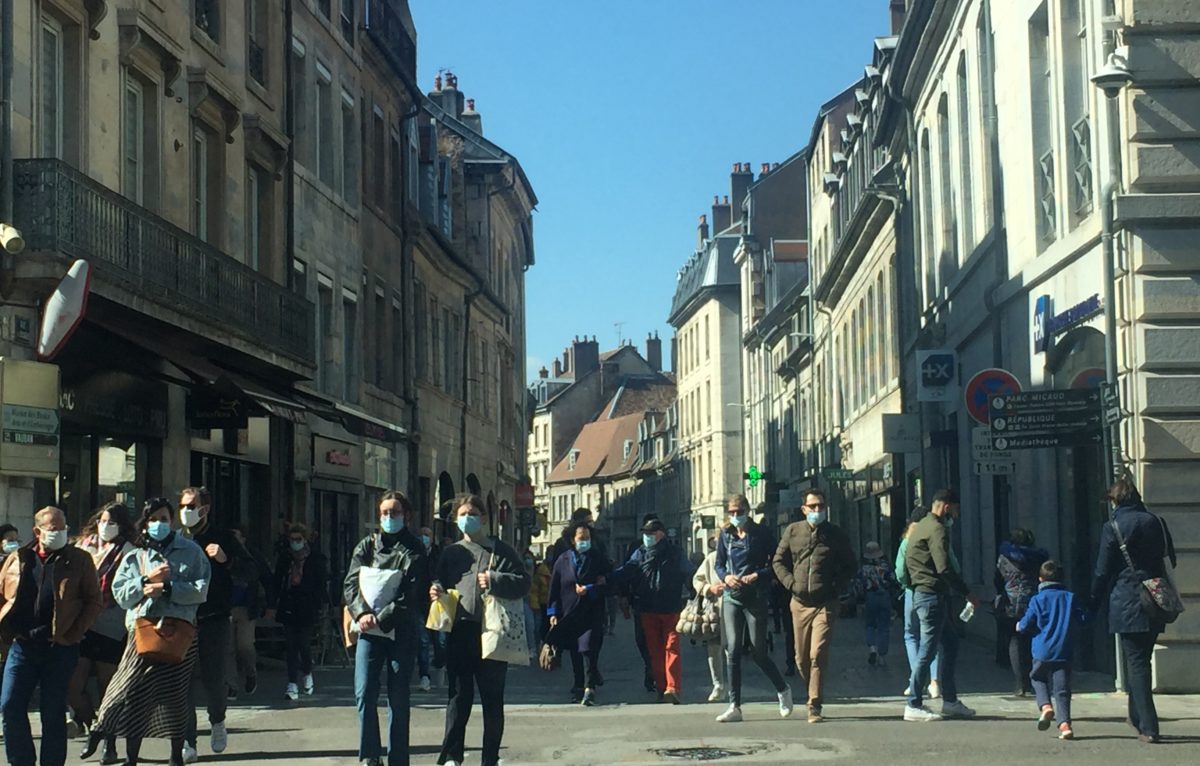 Rue des Granges samedi 3 avril 2021. © Alerte témoin - F.T