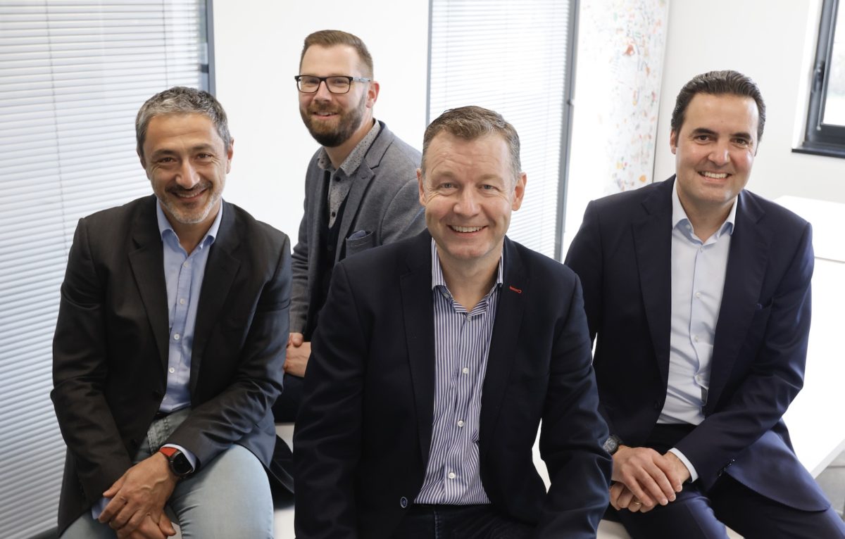De gauche à droite : Mathieu LEO, Sébastien PONCEOT, Eddy LOUVET, Olivier FAIVRE PIERRET. © LEO et ASSOCIES