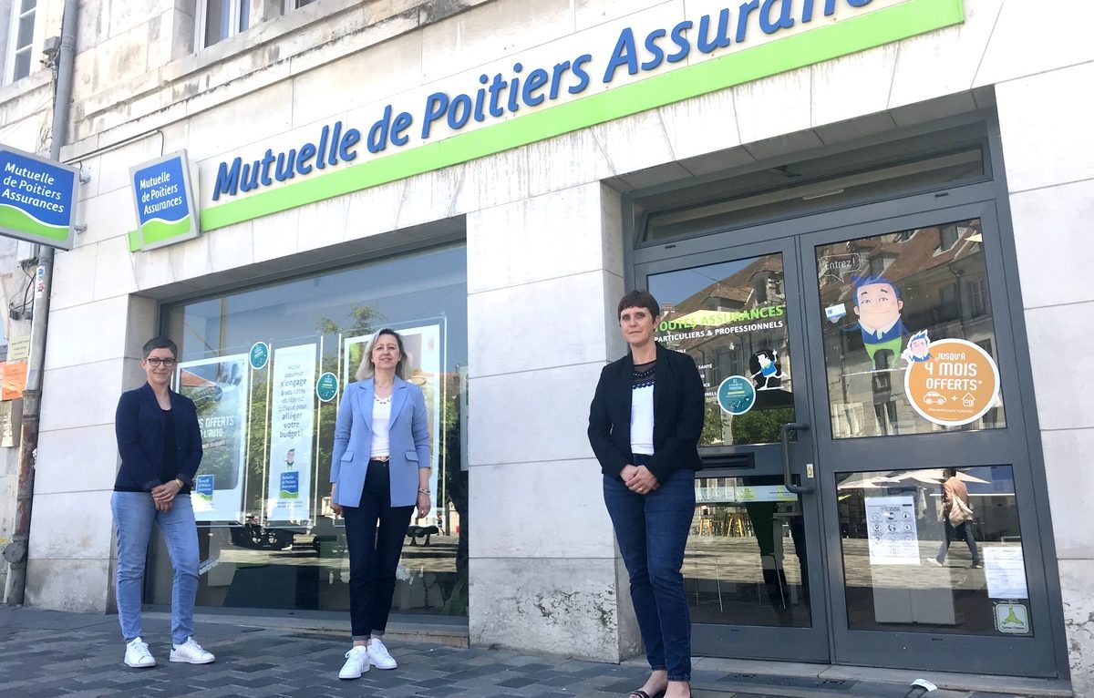 L'équipe de l'agence Mutuelle de Poitiers à Besançon : Julie Isabey, Corinne Alonet et Carole Vacelet. © Alexane Alfaro