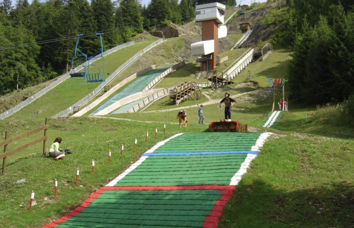 Le Tremplin. Le sport découvert par 30 jeunes