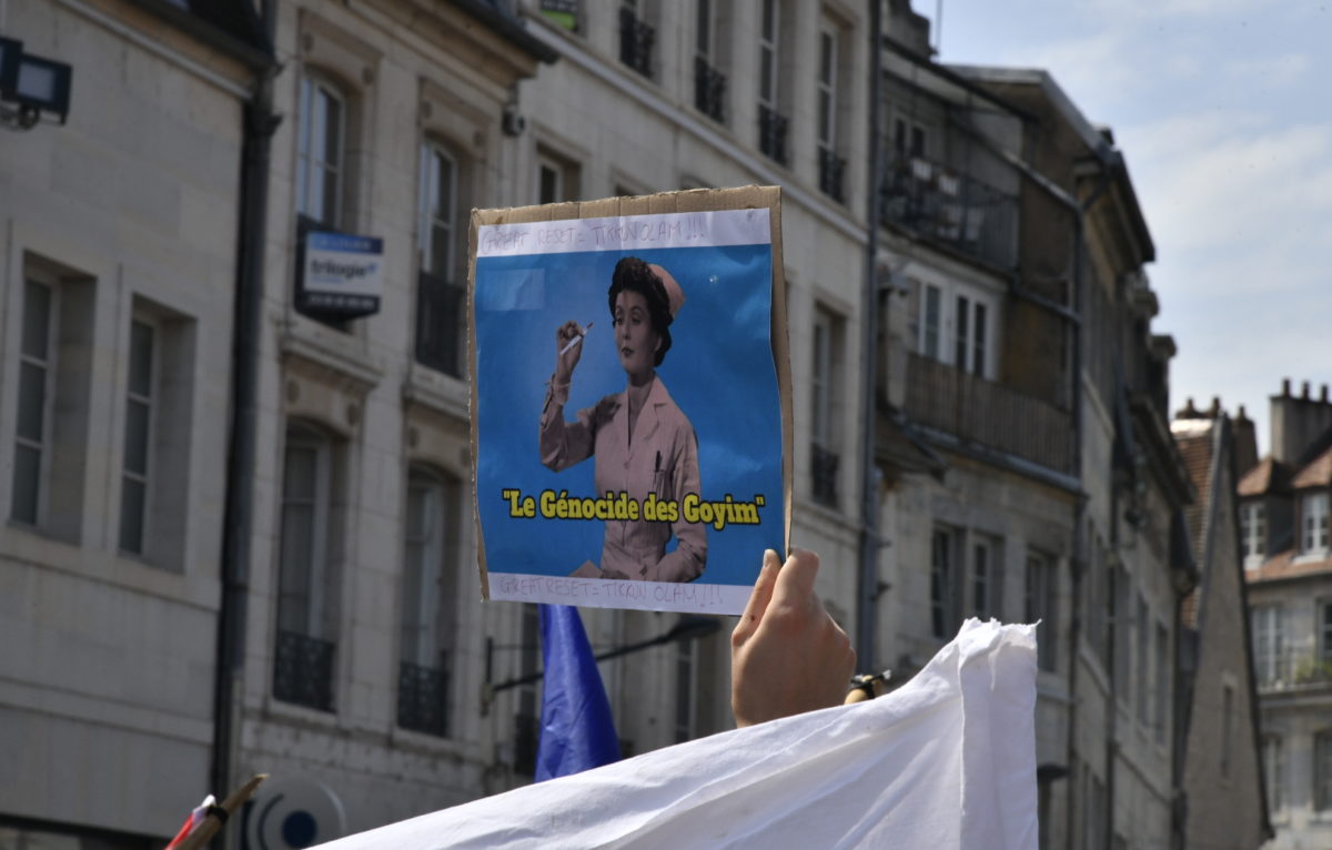 manifestation du 14 août 2021 à Besançon © Licra Besançon Franche-Comté 