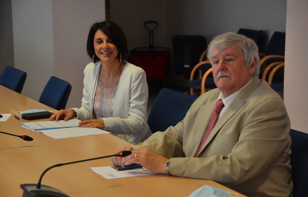 Fabienne Jacquemard, nouvelle directrice de la CPAM du Doubs et Yves Thiébaud, président du conseil de la CPAM du Doubs. © Alexane Alfaro