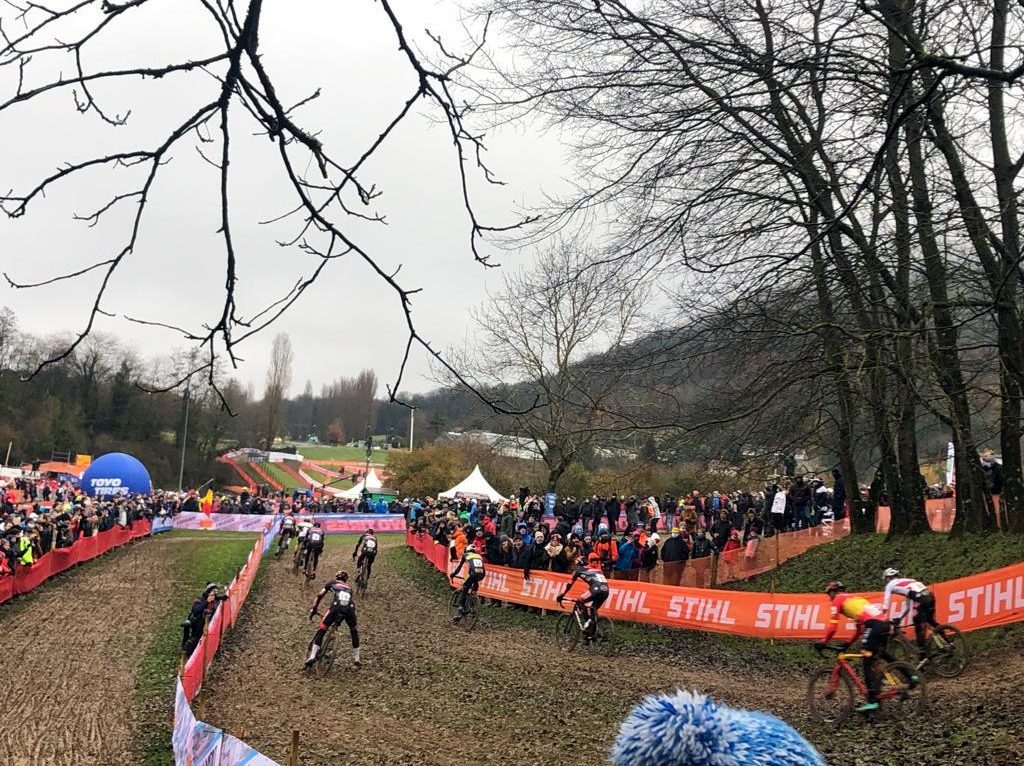 Cyclocross victoire d’ Eli Iserbyt et de Lucinda Brand à Besançon