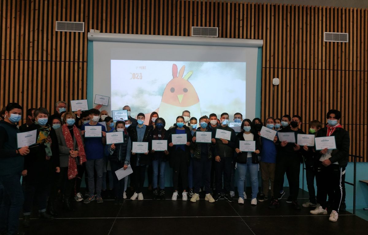 La classe de 4°G au collège Diderot à Besançon. © Gilles Perrault/Twitter