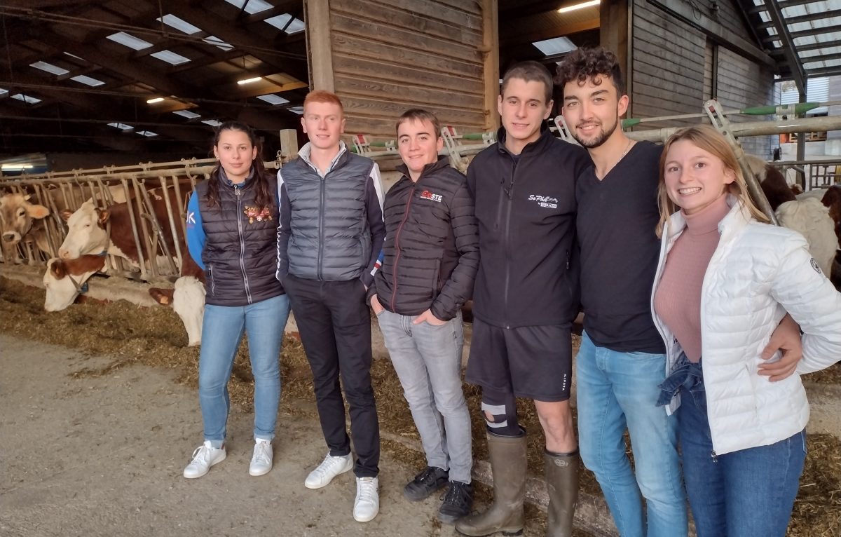 Les six étudiants se préparent pour le salon de l'agriculture à Paris en 2022 ©Lycée Granvelle ©