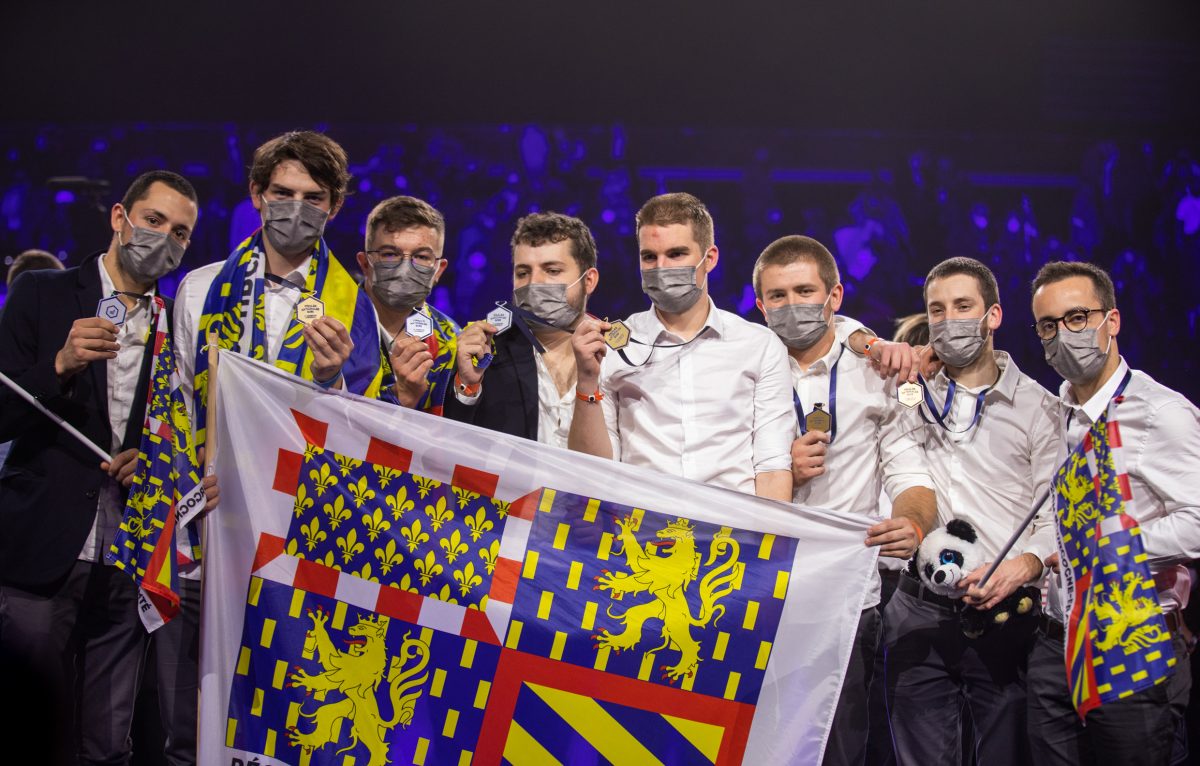 Worldskills 2022 en équipe (archives) © Région Bourgogne-Franche-Comté